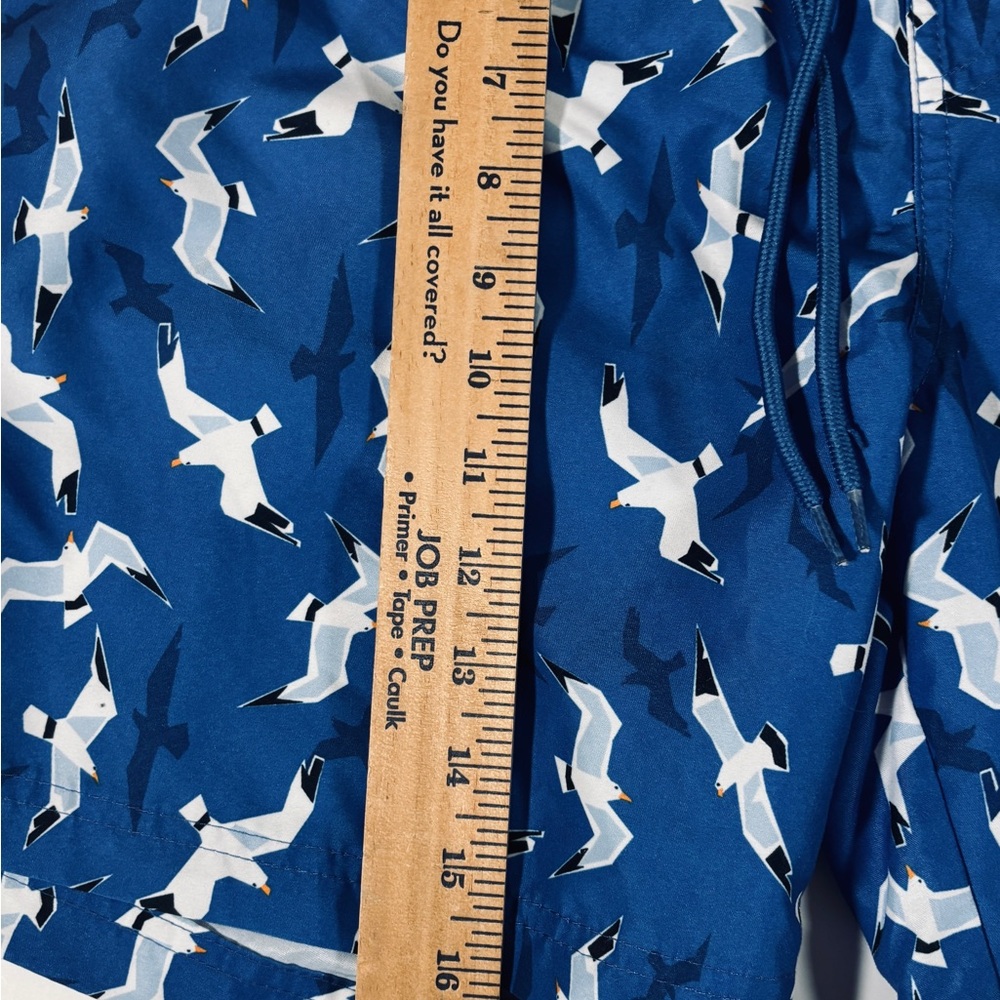 CLUB ROOM Room Seagulls Quick Dry  Size M Springbreak Crusiewear Vacation - Picture 3 of 5